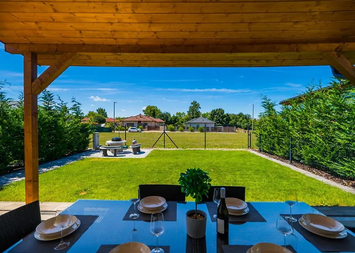 Roni Lejlighed Siófok